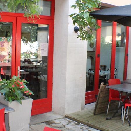 Hotel Les Vignes Rouges Ispagnac Экстерьер фото